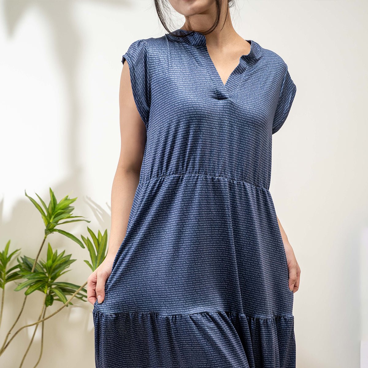 Women's Tiered Midi Dress - TuneInk